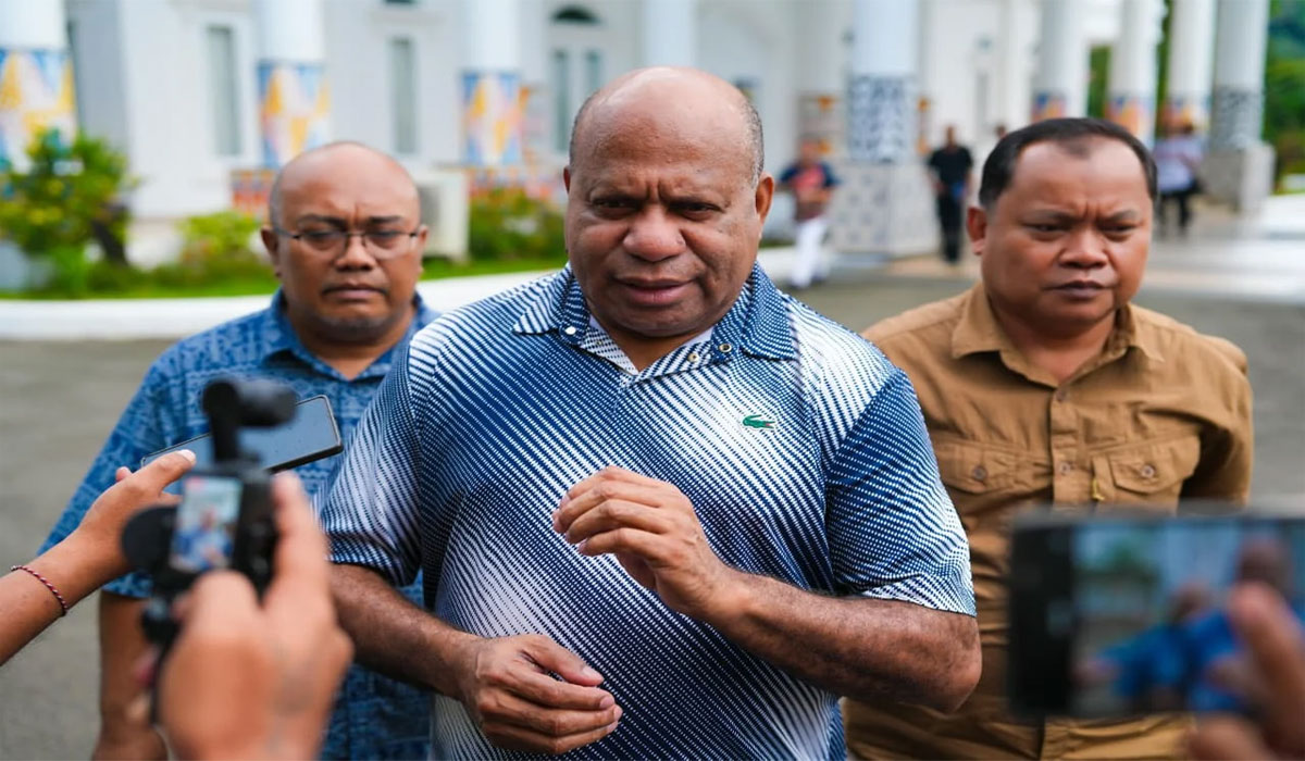 Breaking Gubernur Papua Bentuk Tim Rahasia Untuk Bongkar Aset Daerah